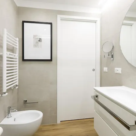 Easylife - Charme, Comfort E Quiete Vicino Termini *